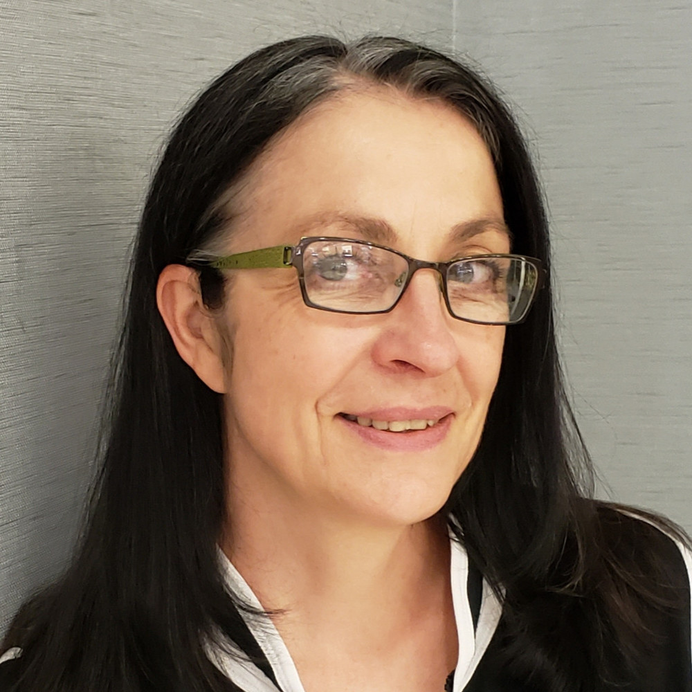 Meet your Posher, Laurence